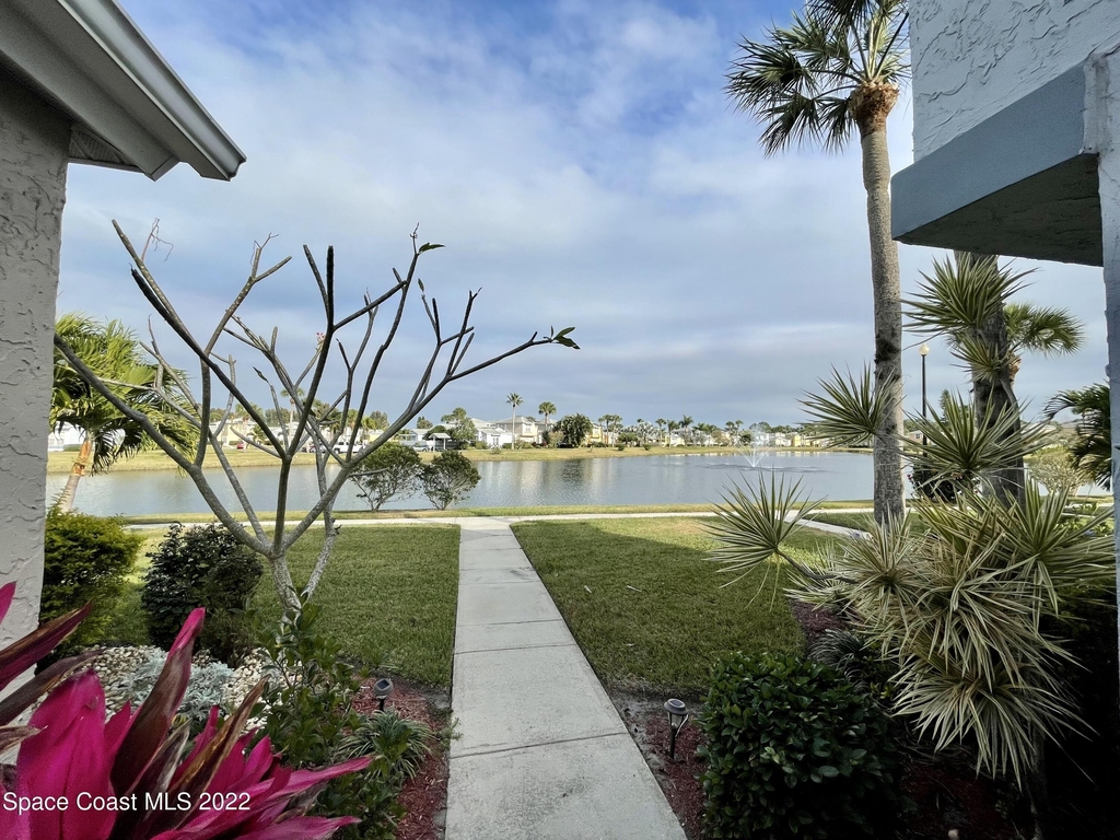 1425 Malibu Circle Ne - Photo 44