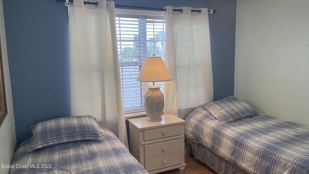 1425 Malibu Circle Ne - Photo 43