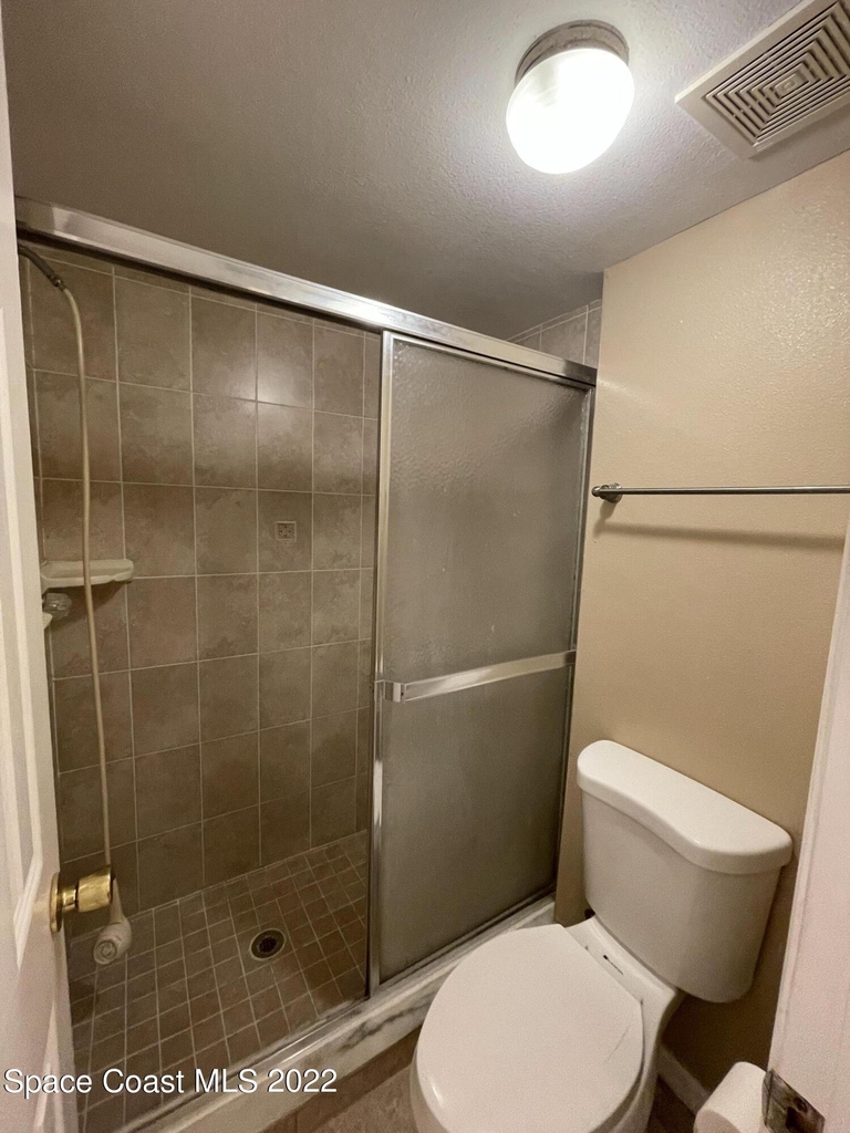 1425 Malibu Circle Ne - Photo 15