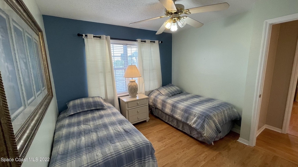 1425 Malibu Circle Ne - Photo 42