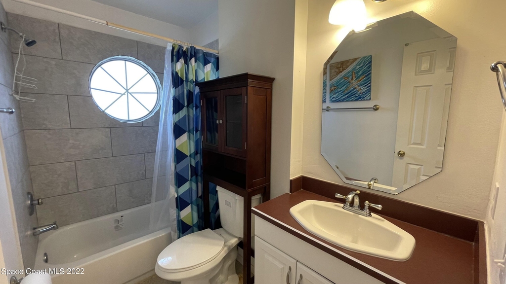 1425 Malibu Circle Ne - Photo 30