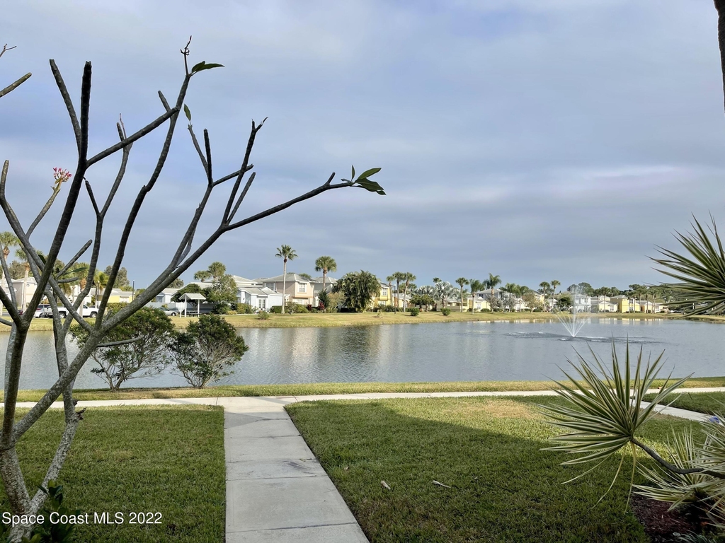 1425 Malibu Circle Ne - Photo 45