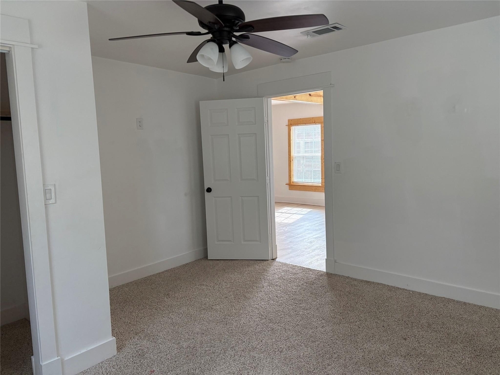 9210 E Avenue O - Photo 9