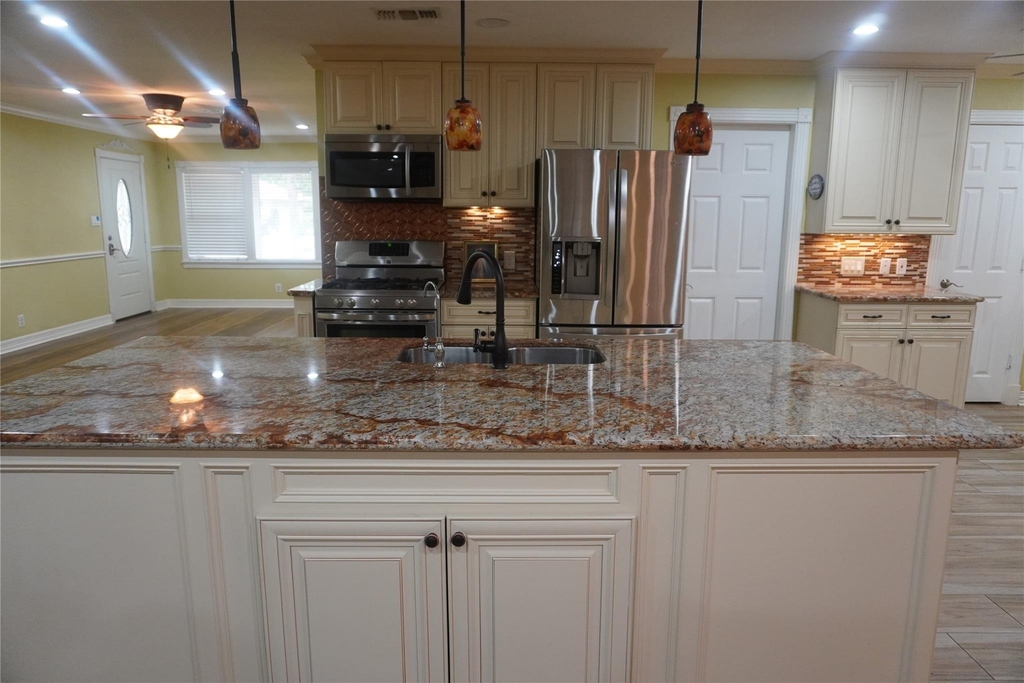 7506 Dearborn Street - Photo 4
