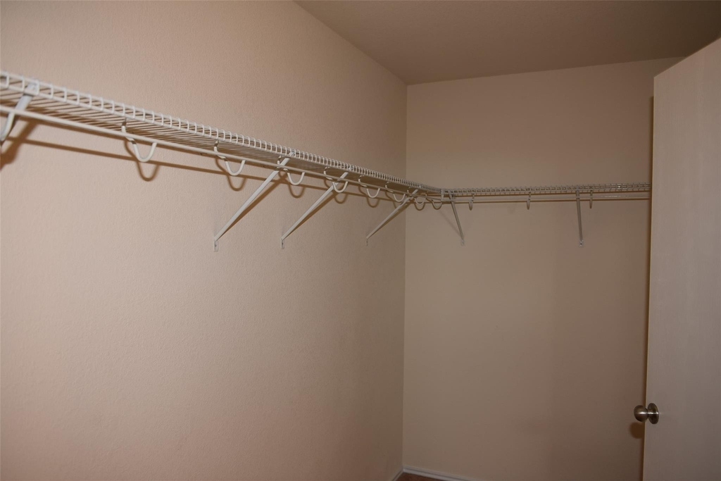 2626 Ensbrook Meadow Lane - Photo 18