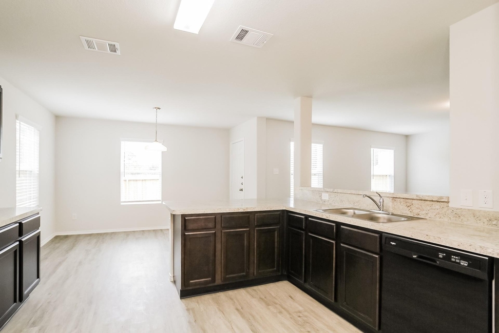 135 Cooper Creek Lane - Photo 3