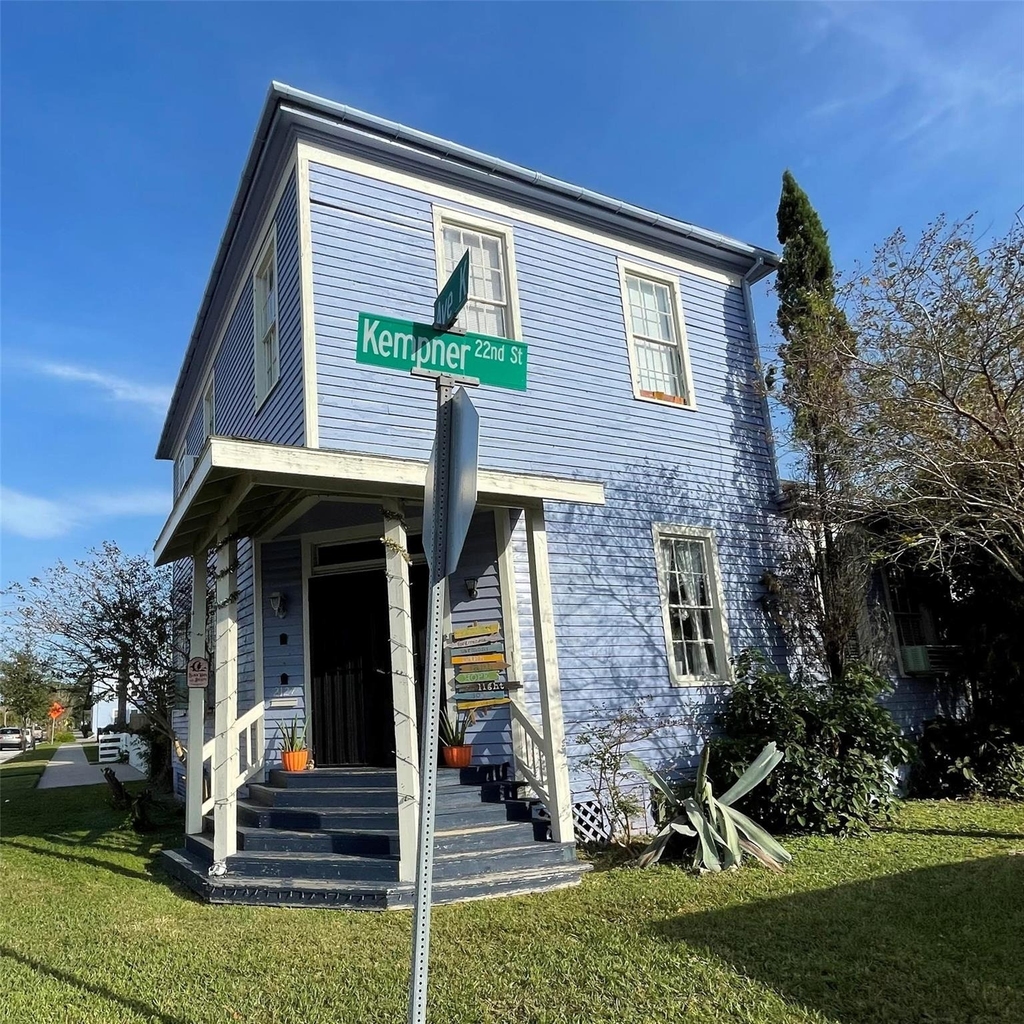 2127 Avenue K - Photo 8