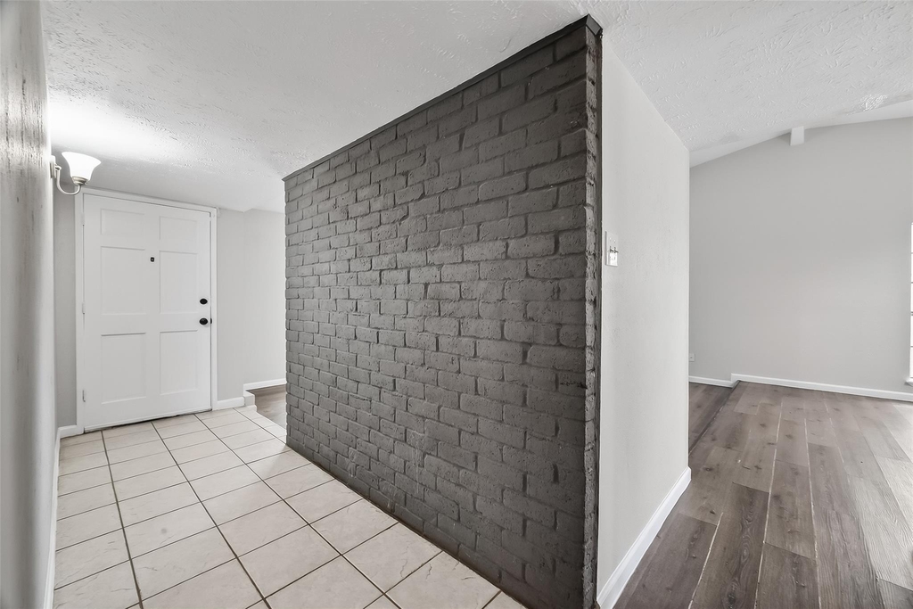 14034 Lourdes Drive - Photo 3