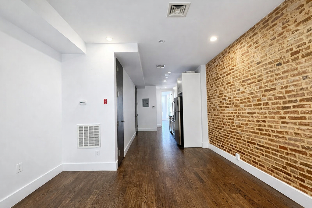 558 Kosciuszko Street - Photo 6