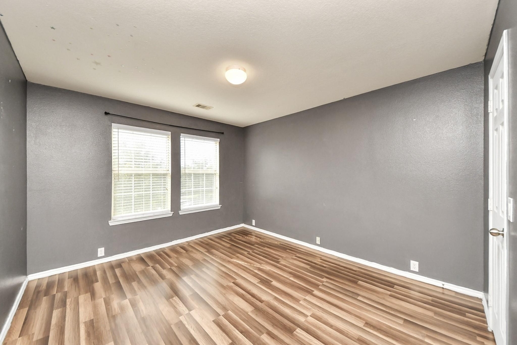 2038 Eddlewood Court - Photo 19