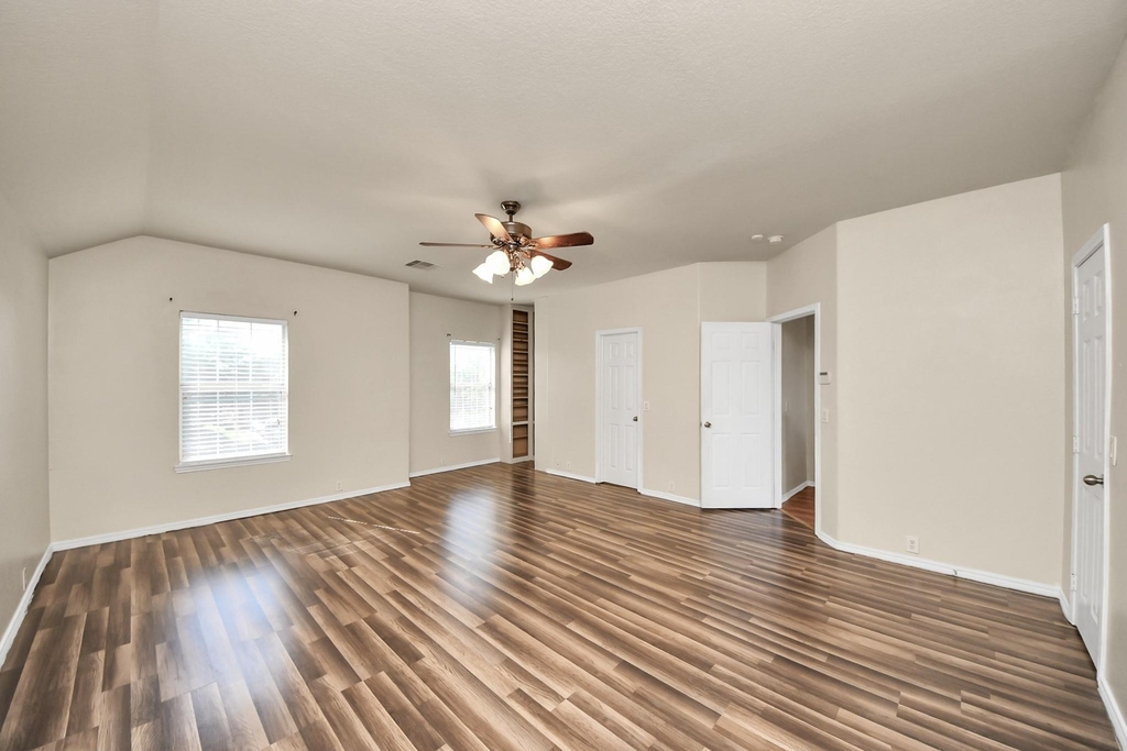 2038 Eddlewood Court - Photo 13