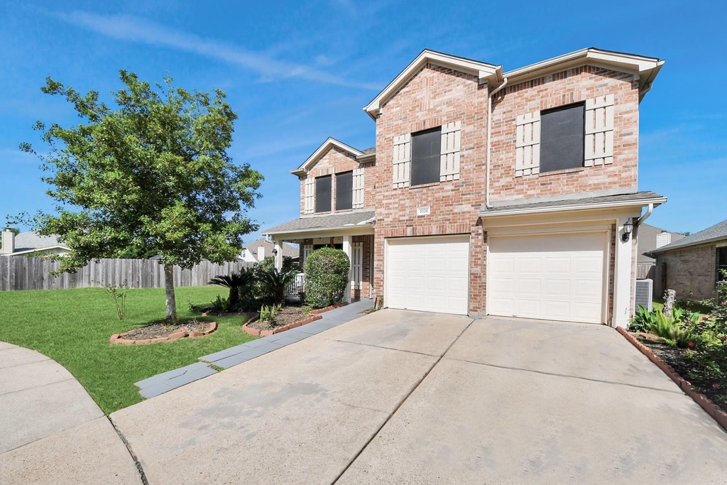 2038 Eddlewood Court - Photo 0