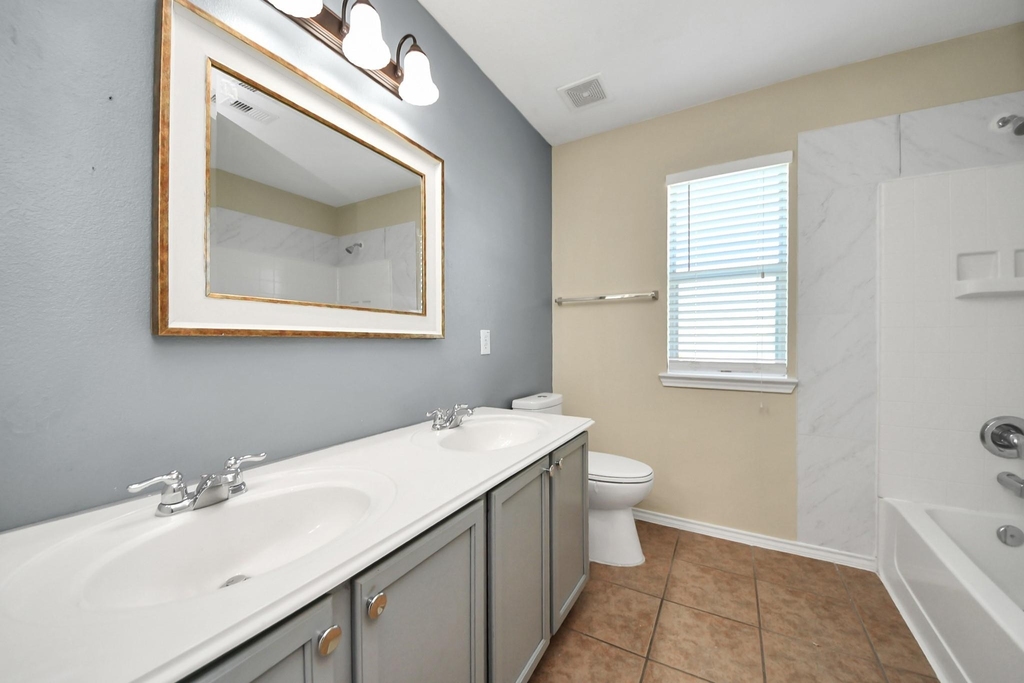 2038 Eddlewood Court - Photo 18