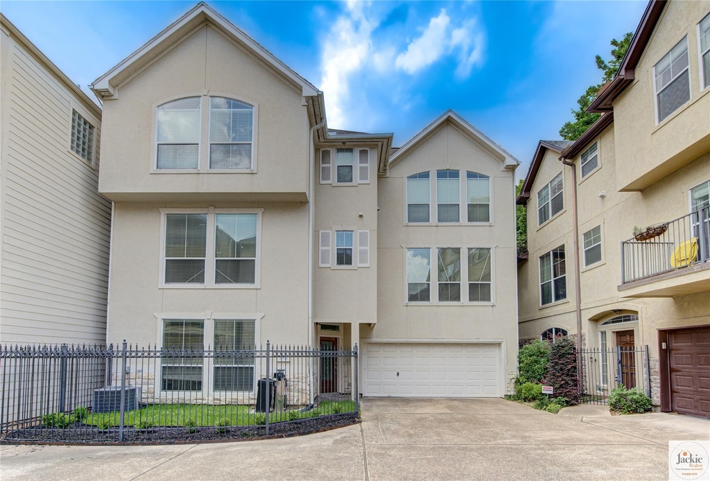 1322 Cohn Street - Photo 0
