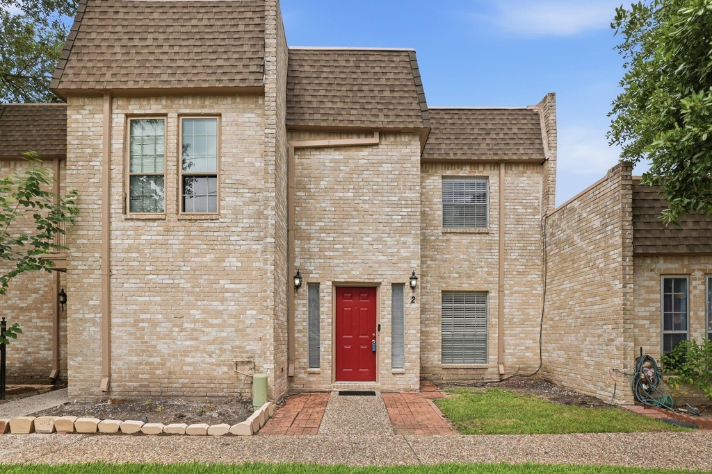 2 River Creek Way - Photo 0