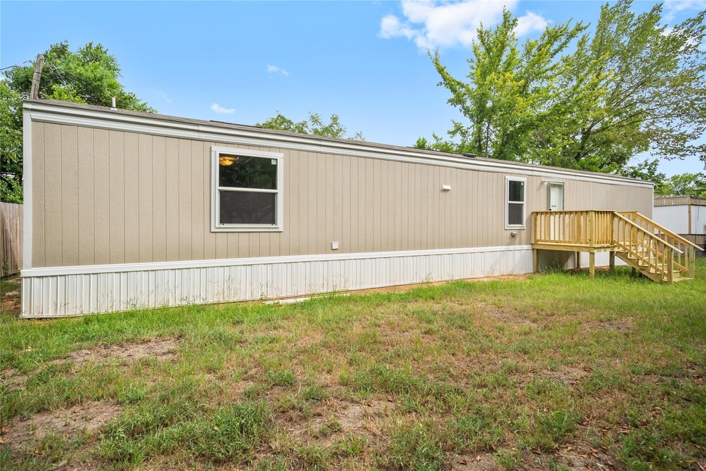 202 S Trice Street - Photo 2