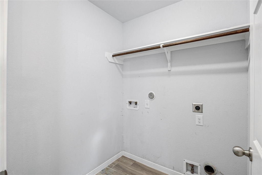 12747 Highmanor Drive - Photo 19