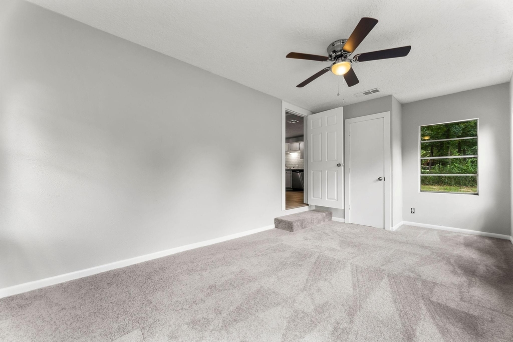 601 Dogwood Trail - Photo 7