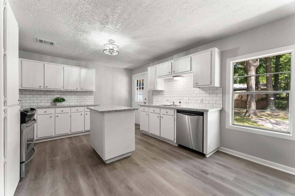 601 Dogwood Trail - Photo 8