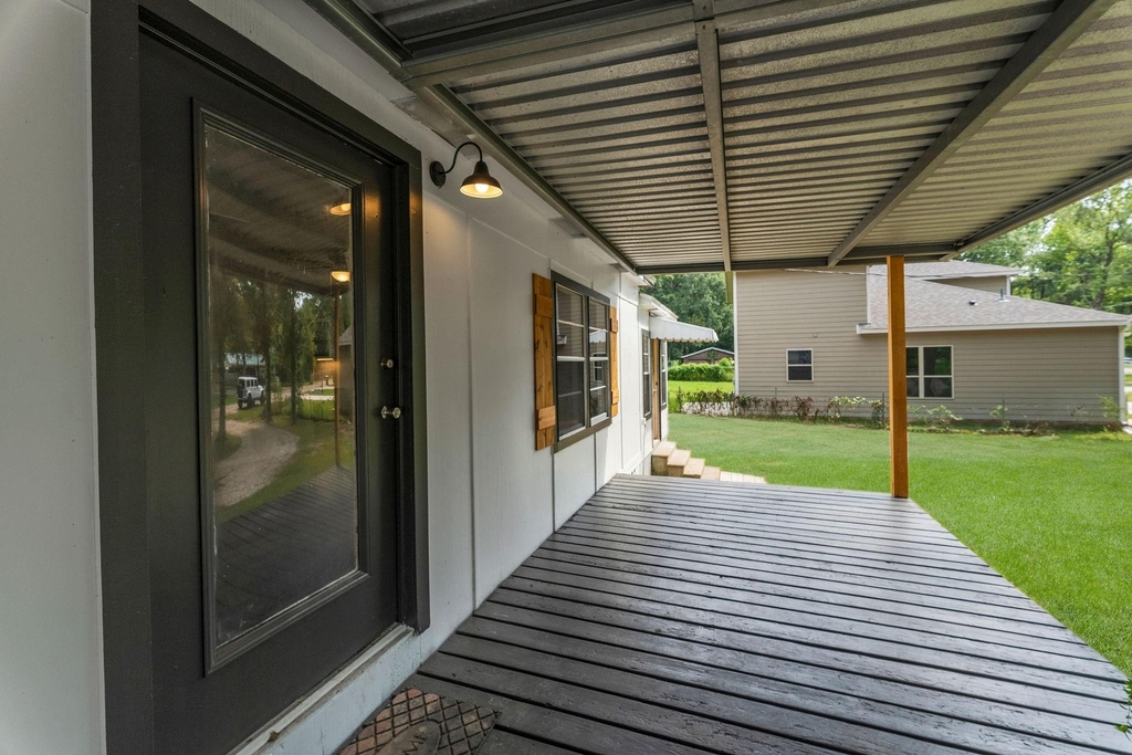 601 Dogwood Trail - Photo 2