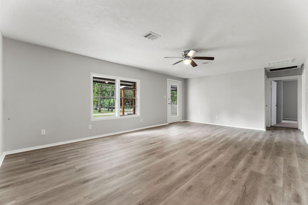 601 Dogwood Trail - Photo 4