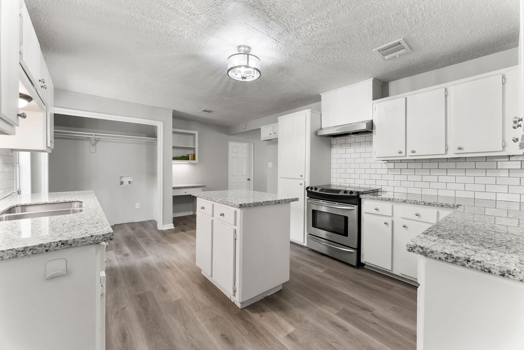 601 Dogwood Trail - Photo 11