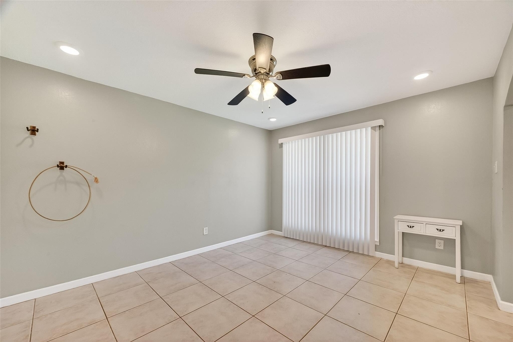 12114 Ryewater Drive - Photo 2