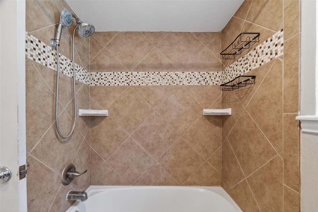 12114 Ryewater Drive - Photo 11