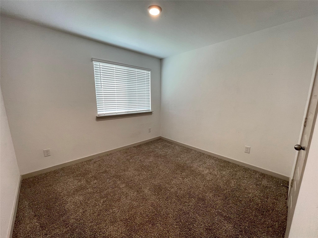 8107 Sugar Cane Lane - Photo 9