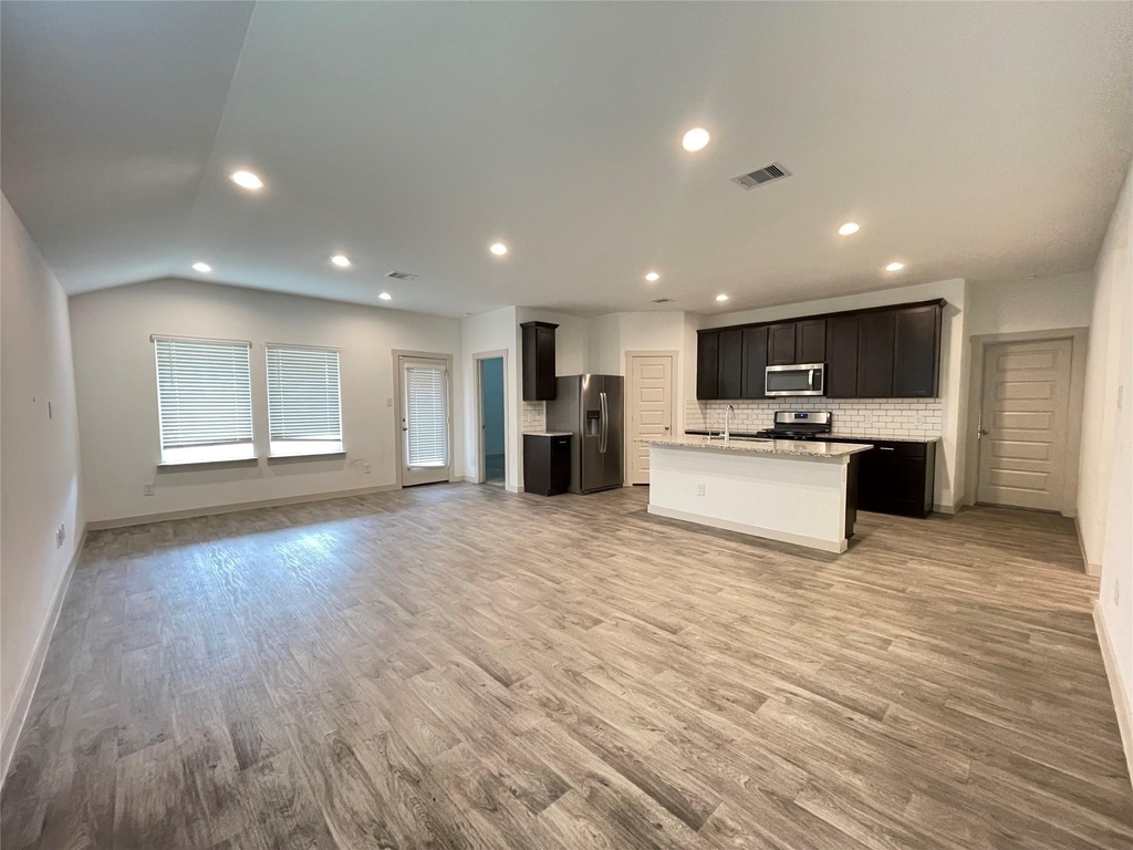 8107 Sugar Cane Lane - Photo 3