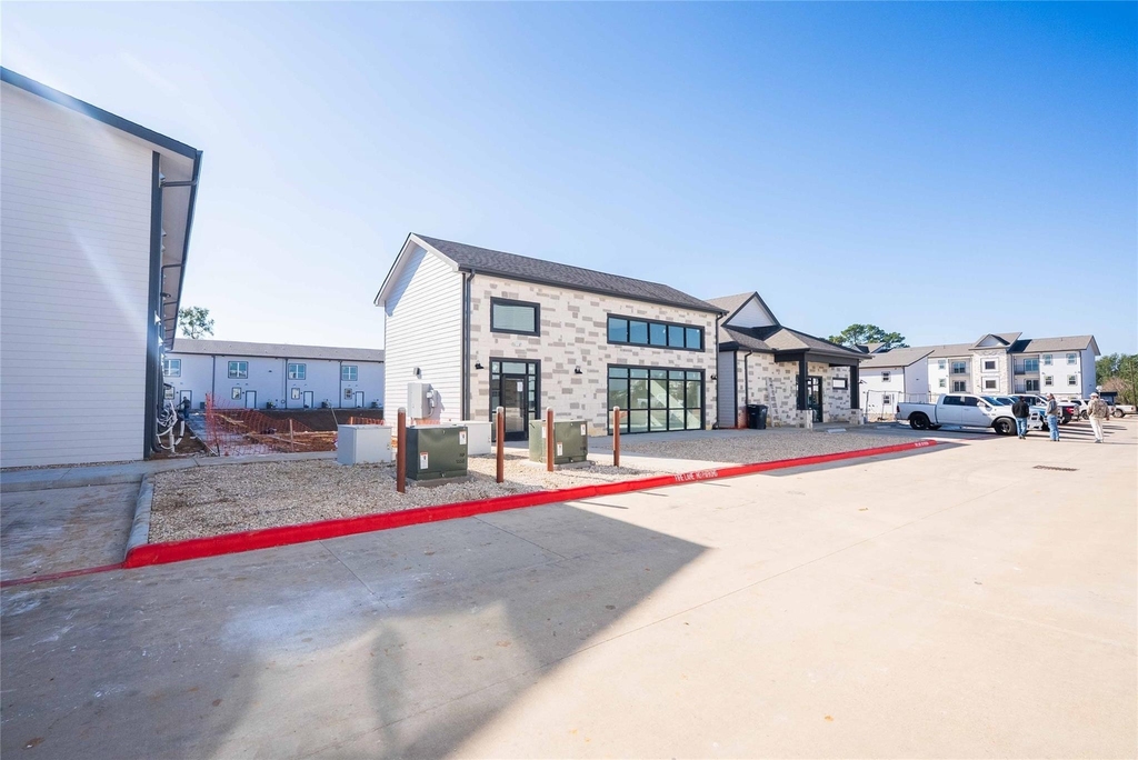 2101 Reinke Road - Photo 32