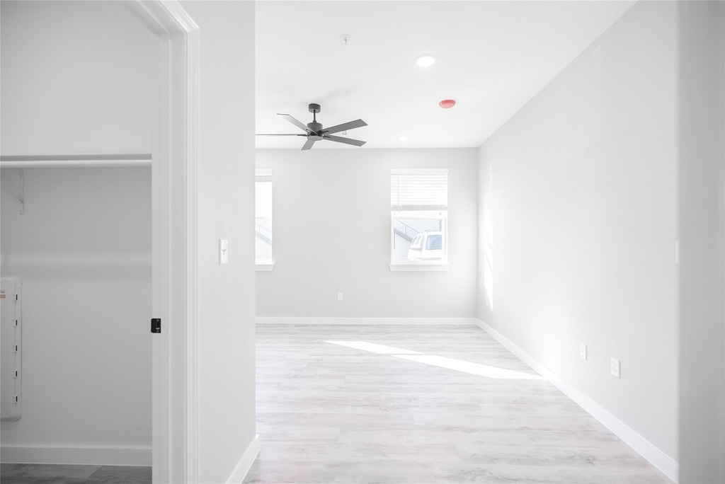 2101 Reinke Road - Photo 17