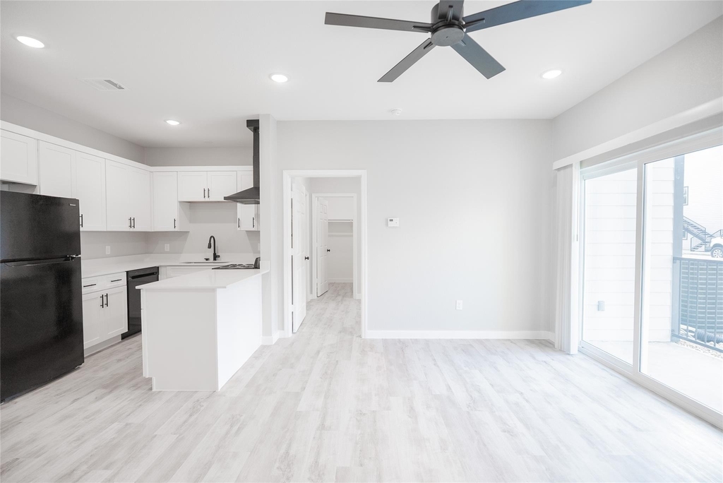 2101 Reinke Road - Photo 12