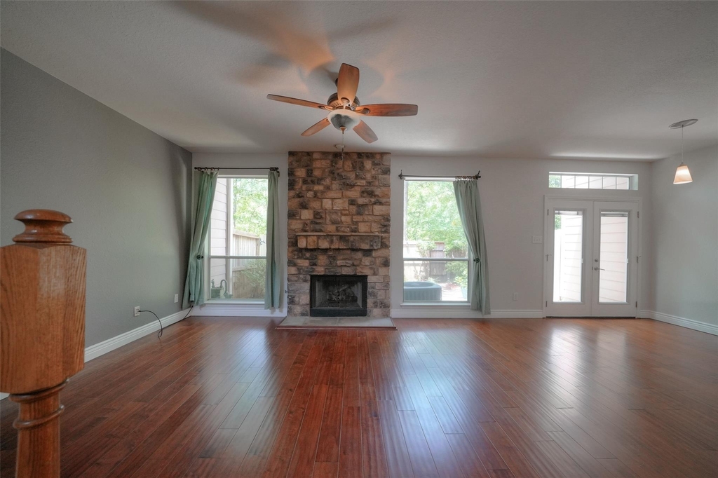 23 Endor Forest Place - Photo 1