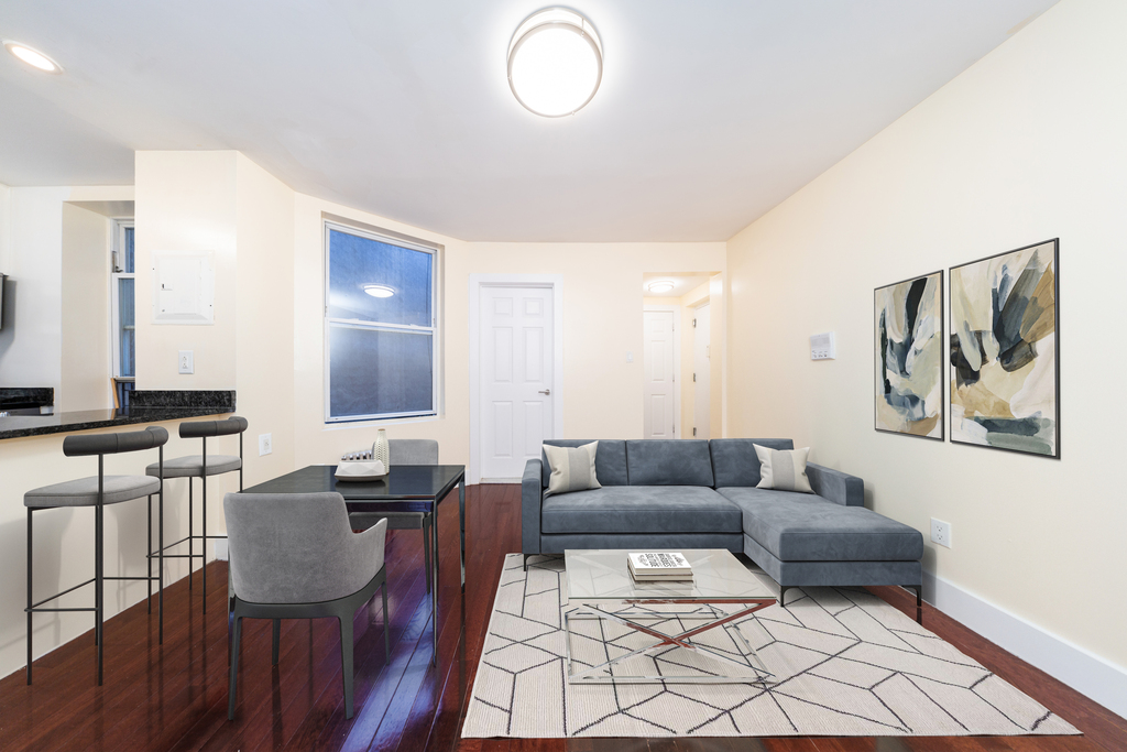 1050 Lafayette Avenue - Photo 1