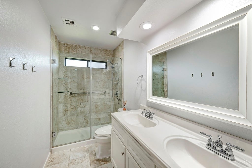 18506 Glen Briar Lane - Photo 12