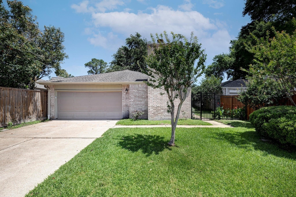 18506 Glen Briar Lane - Photo 7