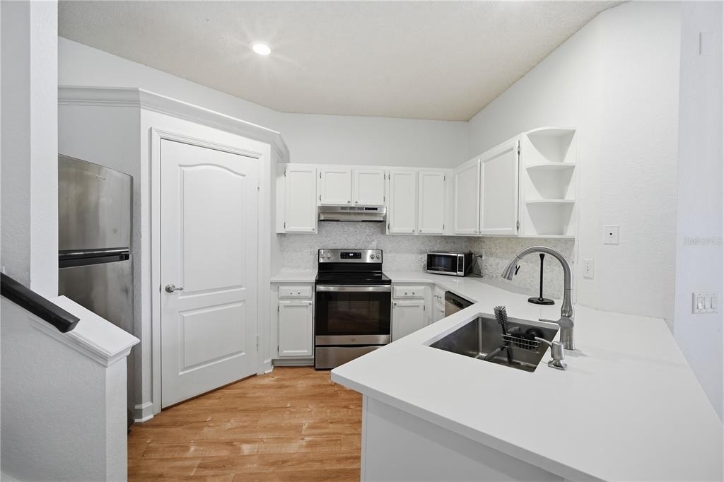 604 Seascape Way - Photo 11