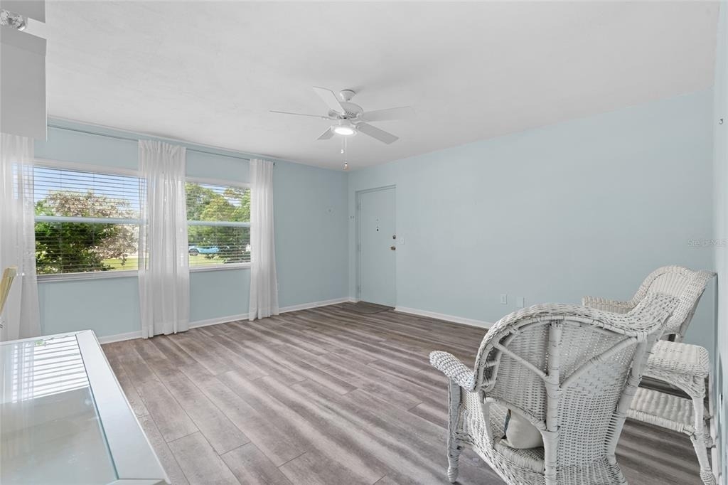 209 Ne Lincoln Circle N - Photo 4