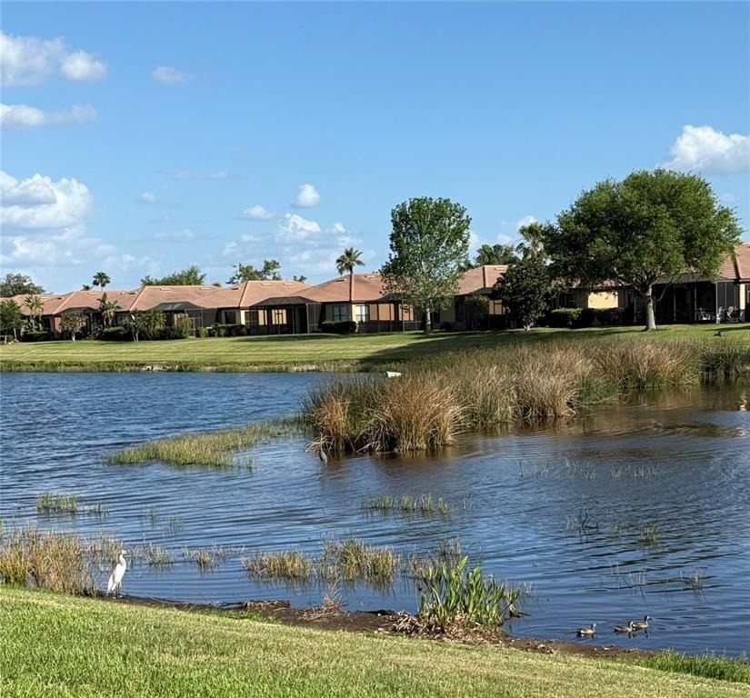 352 Laurel Falls Drive - Photo 4