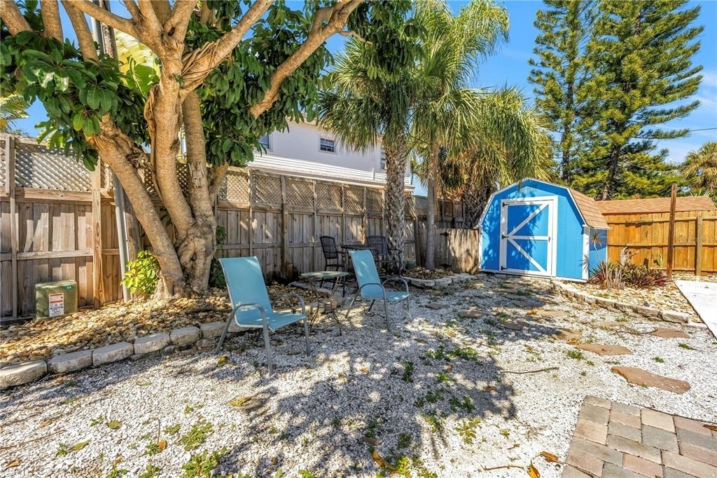 6892 Gulf Winds Drive - Photo 36