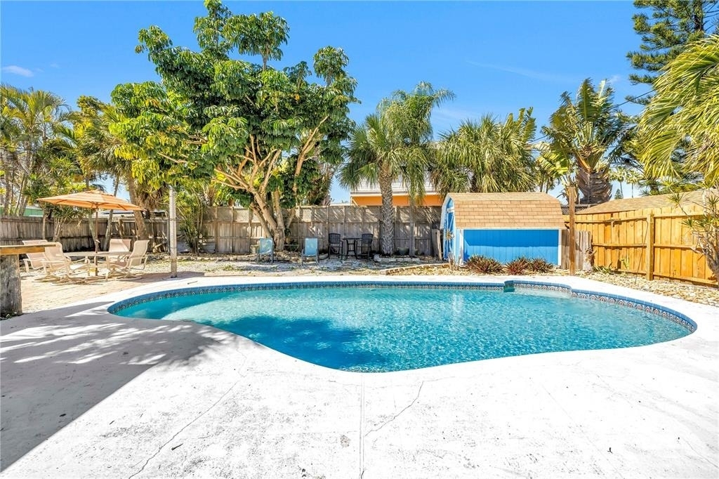 6892 Gulf Winds Drive - Photo 44