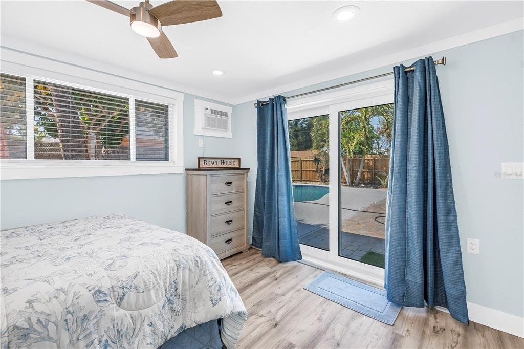 6892 Gulf Winds Drive - Photo 43