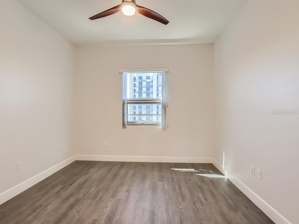 415 E Pine Street - Photo 27