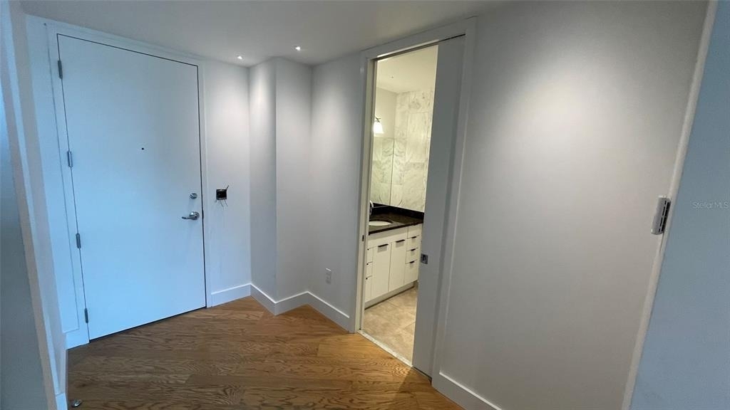 150 E Robinson Street - Photo 8