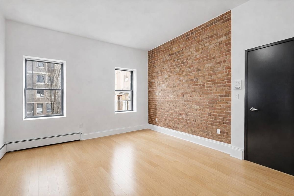 123 Mulberry Street - Photo 0