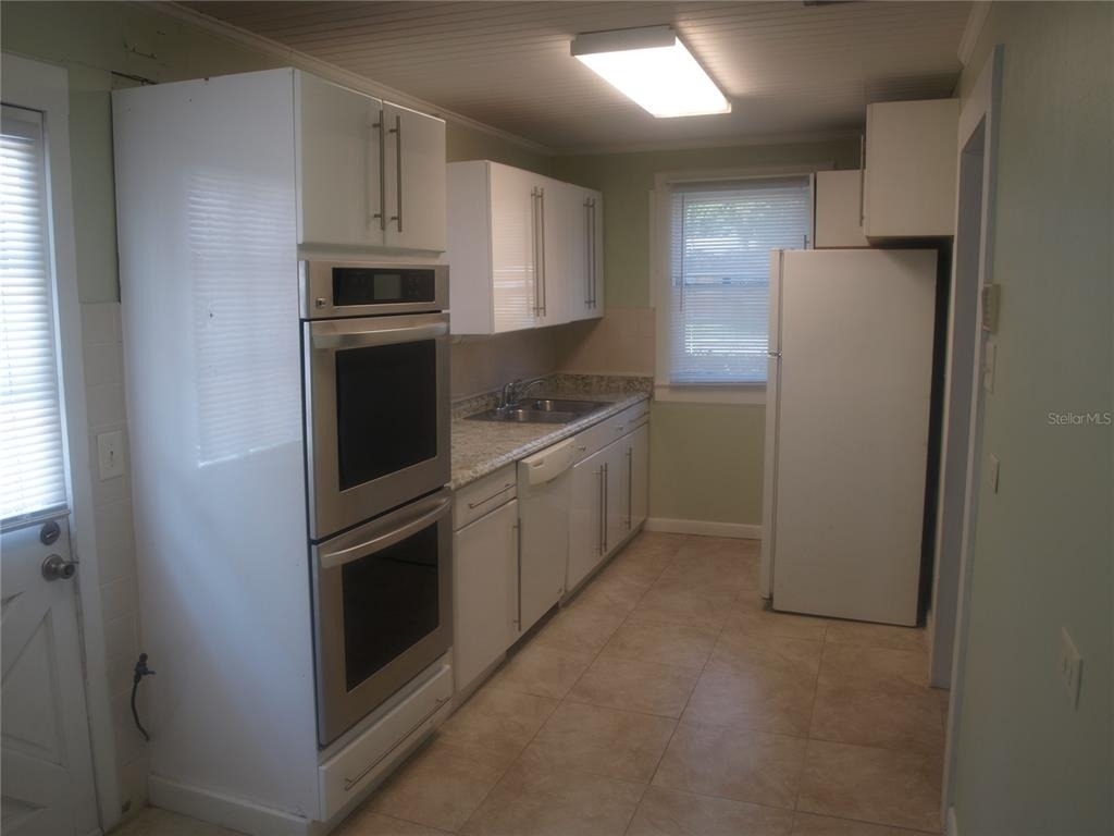 101 E 21st Street - Photo 4
