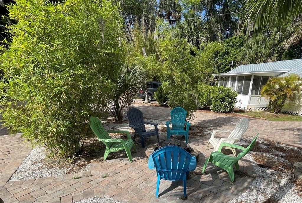 303 Mary Avenue - Photo 4