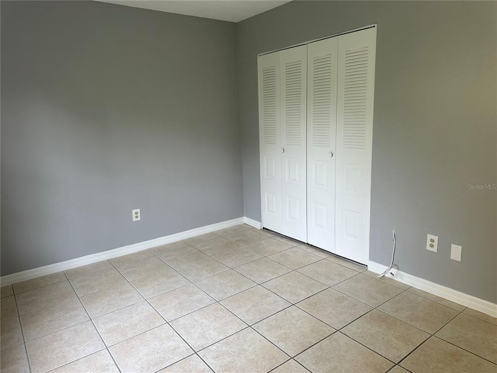 425 Ricold Terrace - Photo 7