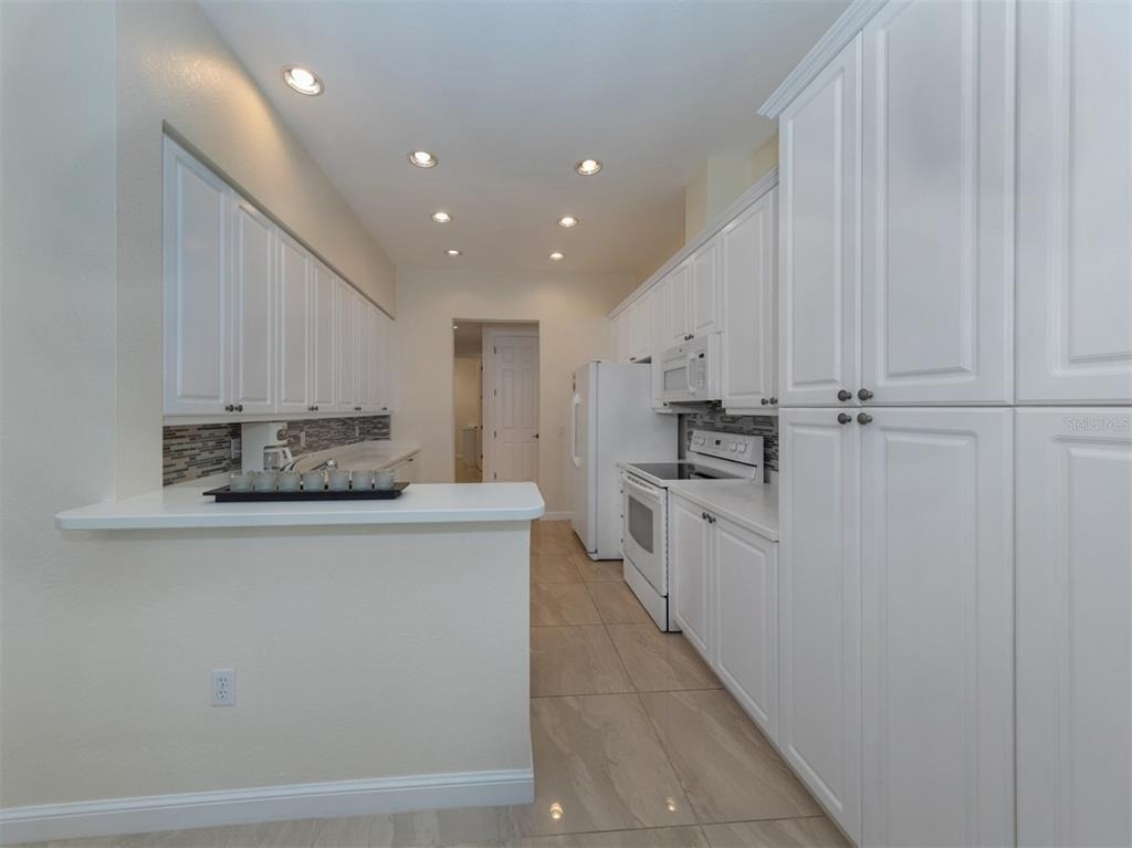 5531 46th Court W - Photo 15